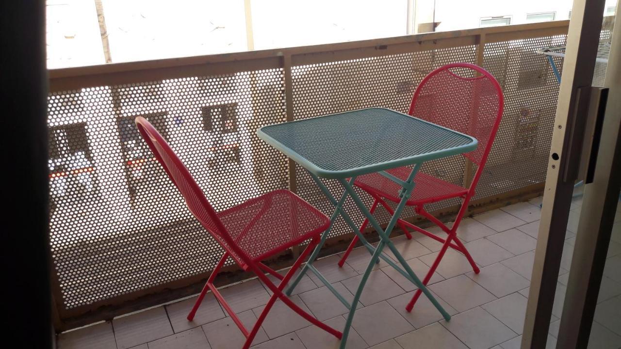 Nimes Studio Parking Dhuoda المظهر الخارجي الصورة
